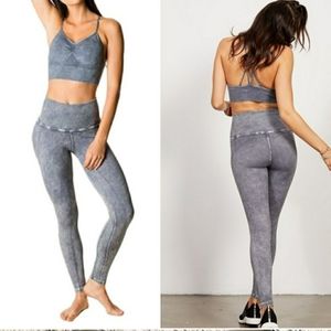 NWOT Avocado Activewear Leggings